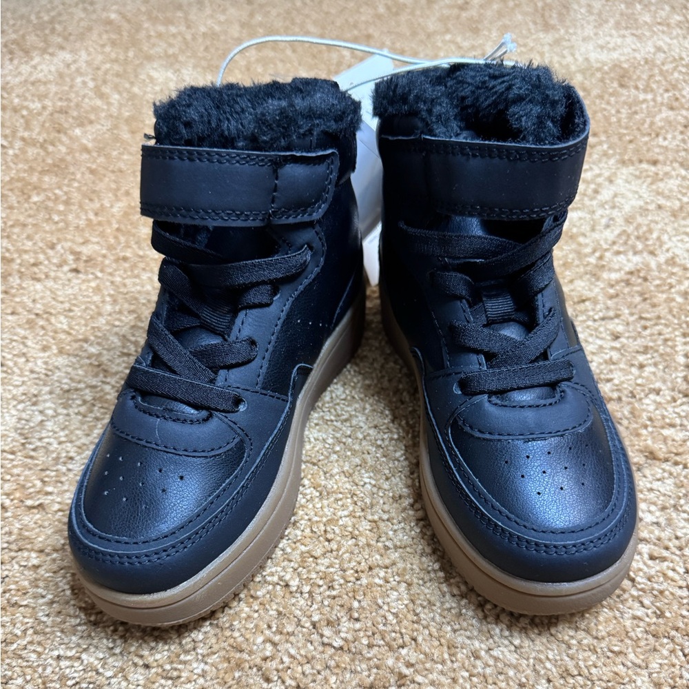 Boys 9 warm lined high top shoes h&m